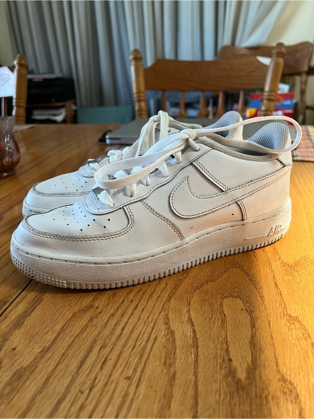 Nike Airforce 1 White Low-Top Girls Leather Sneakers, GUC, Size 6y